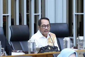 Kepada Parlemen Malaysia, Firman Soebagyo: “Buka mata dan telinga kalian! Jangan munafik!”